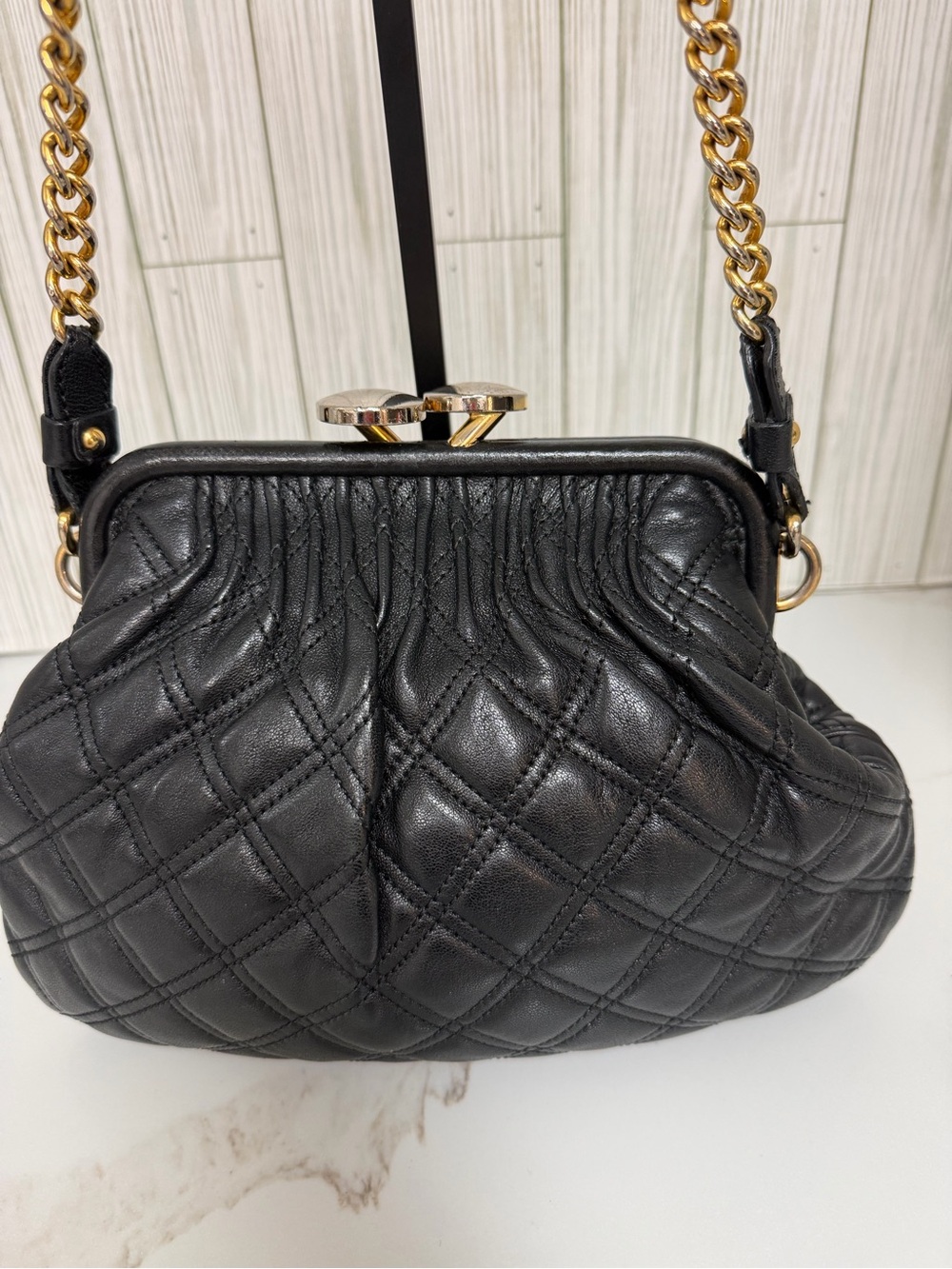 Marc Jacobs Black Quilted Leather Frame Shoulder Crossbody Bag Gold Chain - Picture 4 of 15